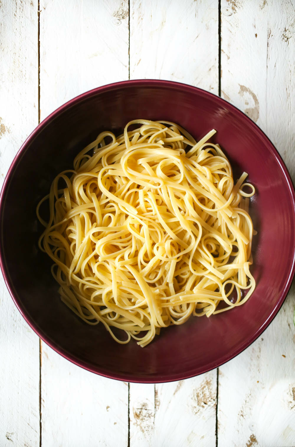 Cooked noodles in bowl