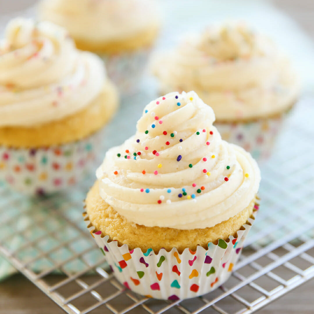 perfect cupcake frosting and filling