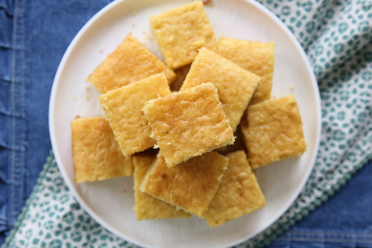 baked cornbread on a plate