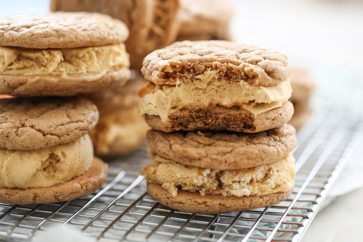 Pumpkin Ice Cream Sandwiches