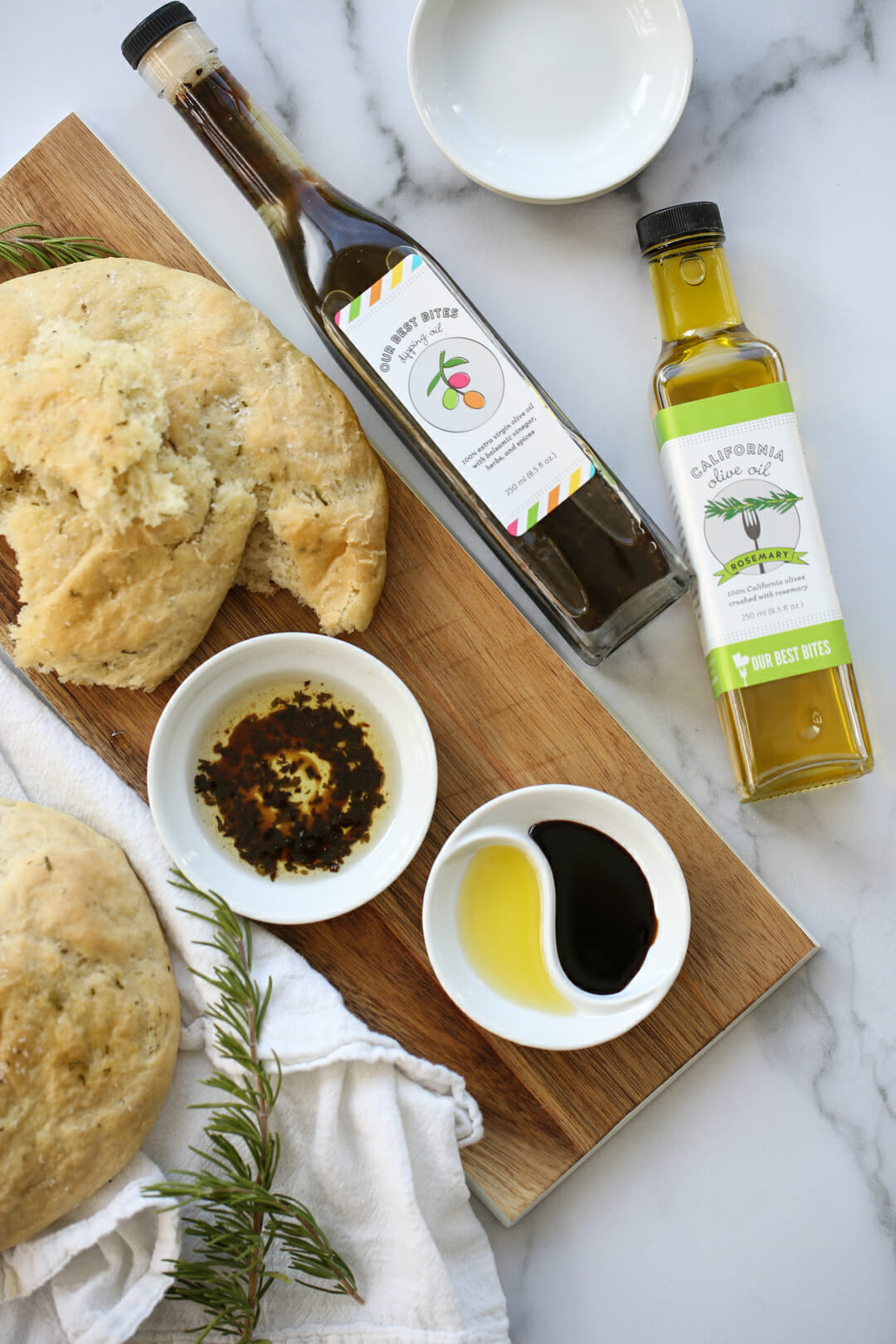 dipping oils with bread