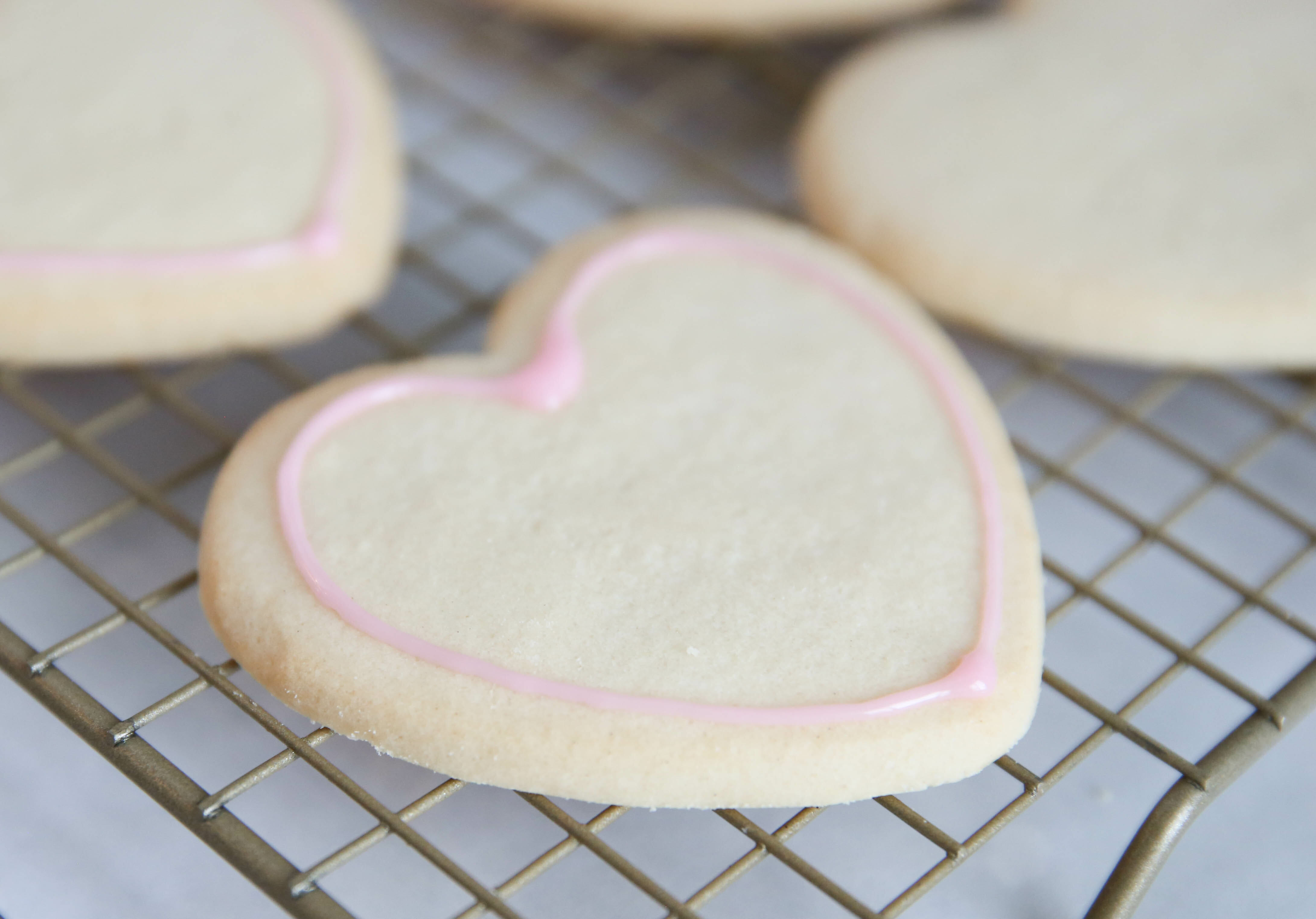 Best Sugar Cookie Icing outline