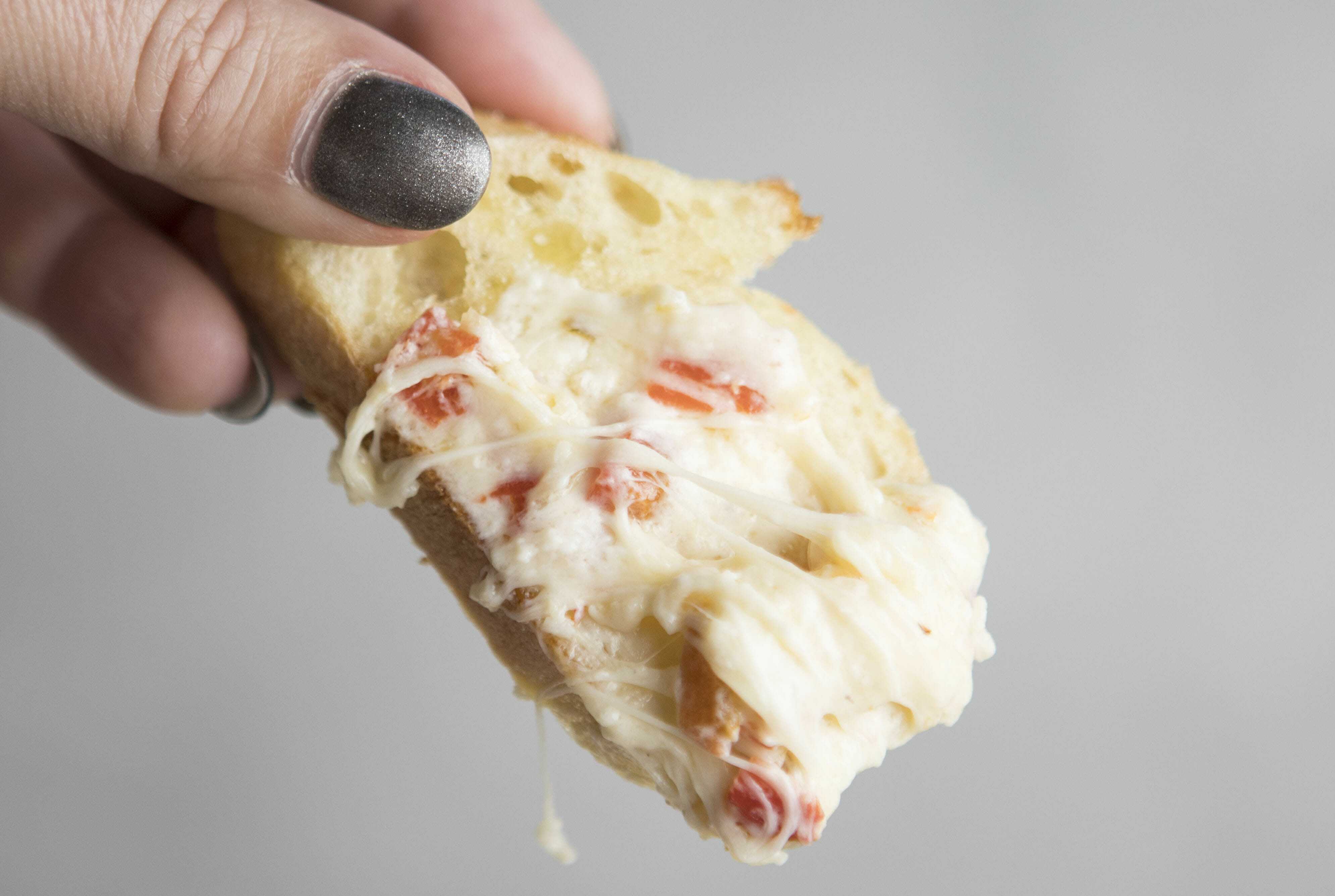 Cheesy Roasted Red Pepper Dip