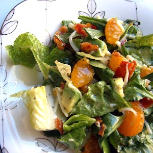 spinach salad mandarin oranges poppy seed dressing Mandarin Pomegranate Spinach Salad (with Poppy Seed Dressing)