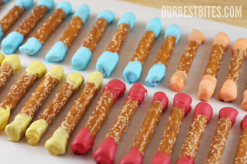 Crayon Pretzel Rods