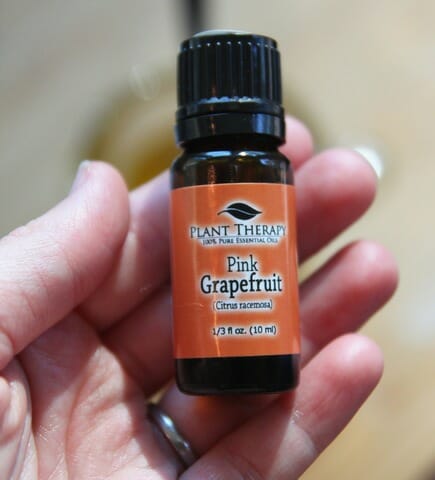 Plant Therapy Organic Pink Grapefruit Essential Oil 10  