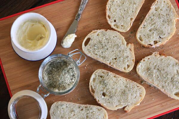 Garlic Bread Slices