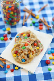 Caramel Pretzel Peanut Butter M&M Bars