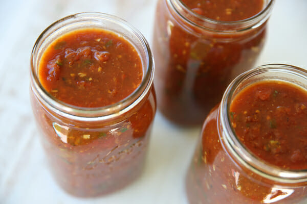 Canned Tomato Basil Sauce with Roasted Garlic