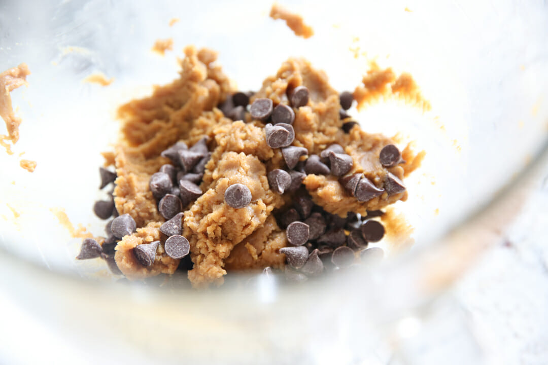 Chocolate Chips in peanut butter dough