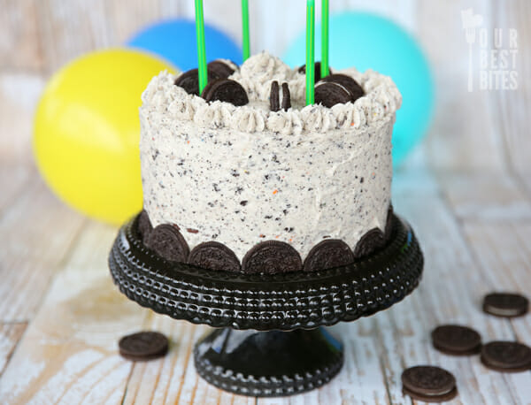 Oreo Cake - cookies and cream cake in 9x13 inch pan!