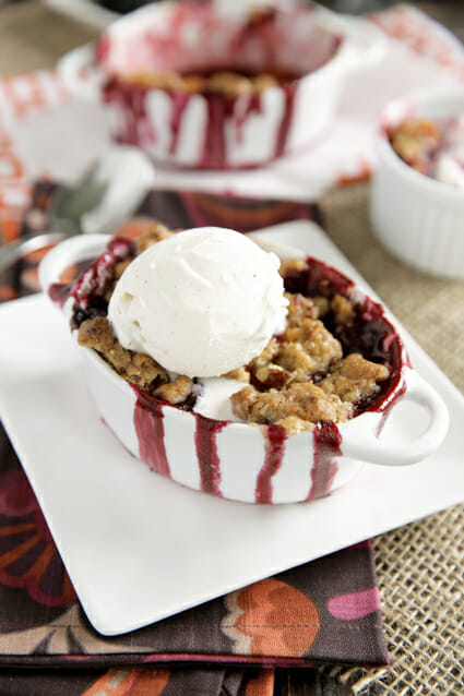 Ice Cream Topped Peach Blackberry Crisp