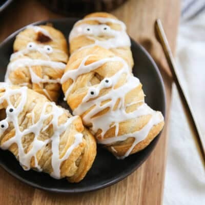 crescent rolls with mummy decor