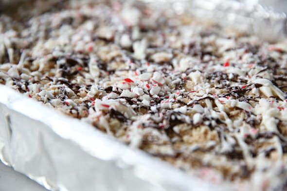 Peppermint Rice Krispies treats on a stick - Chickabug