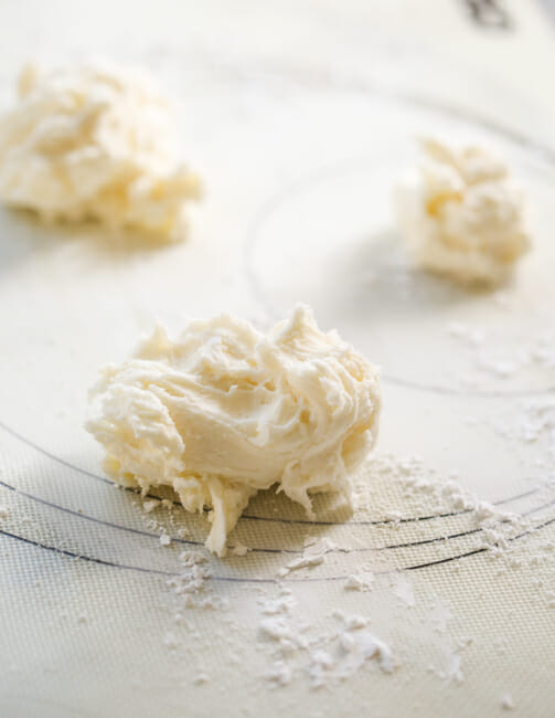 easy cream cheese mints-3