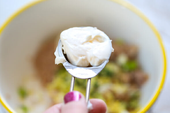 lemon dill tuna salad lettuce cups