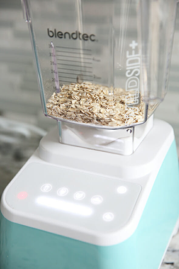 Blending Oats in Blender