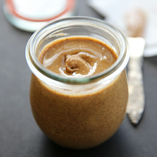 How to make Homemade Nut Butter
