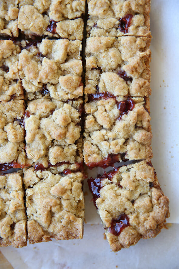 raspberry-almond cookie bars