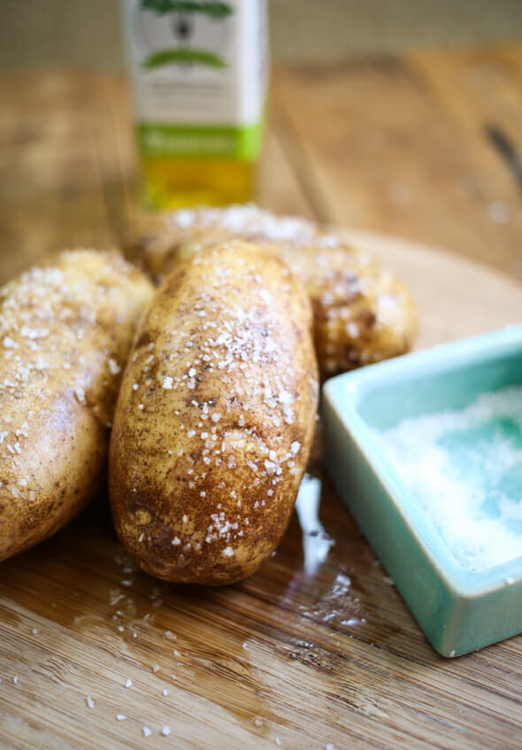 crock pot baked potatoes-3