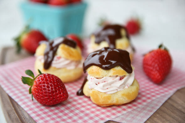 strawberry chocolate cream puffs