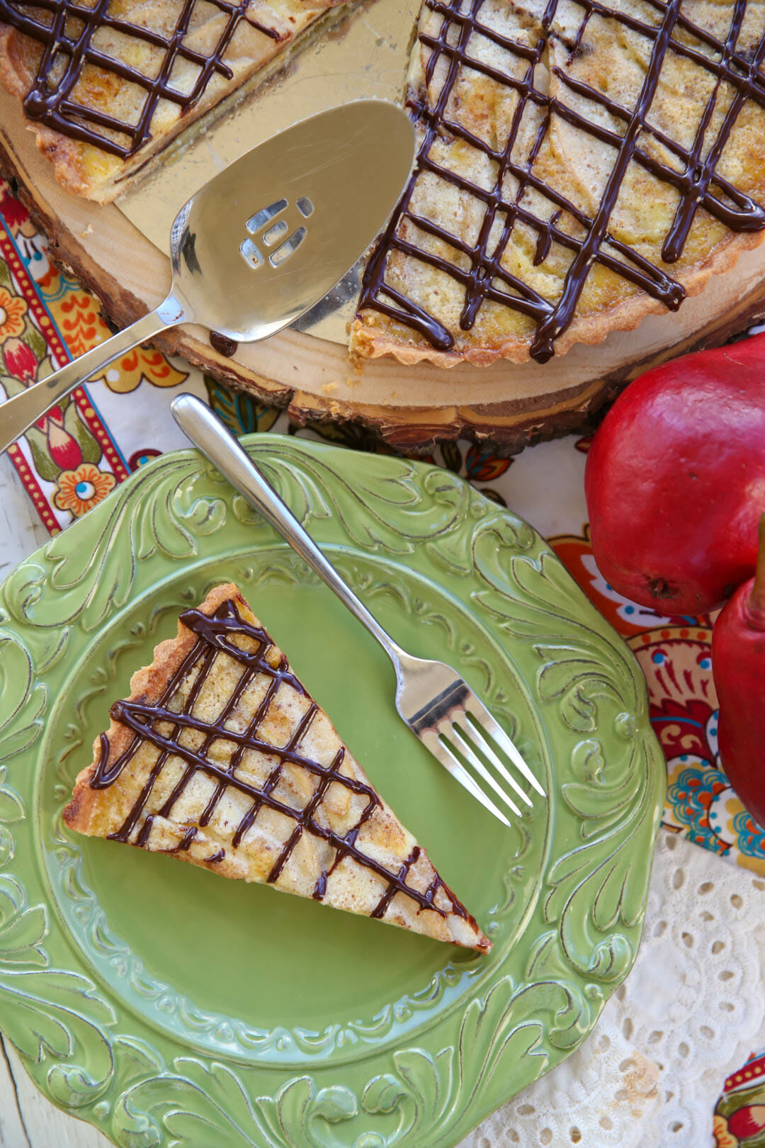 The best holiday dessert recipe - Chocolate Pear Tart