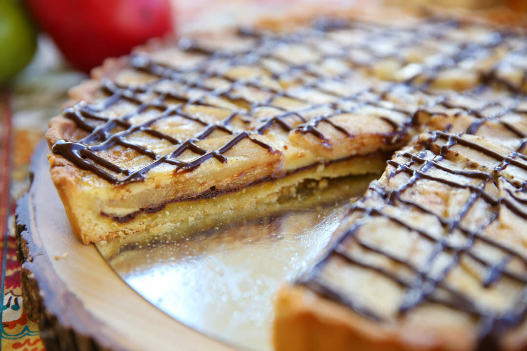 The best holiday dessert recipe - Chocolate Pear Tart