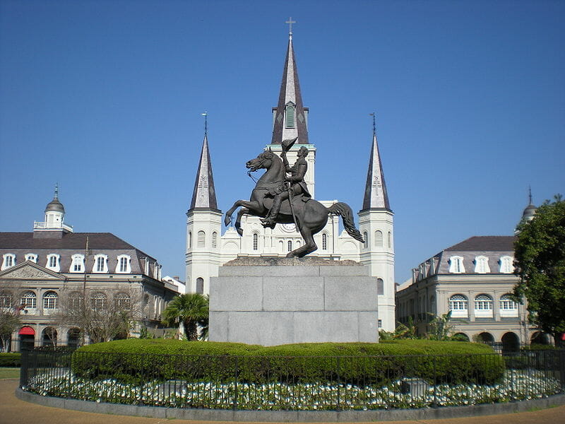 800px-Jackson_Square_New_Orleans