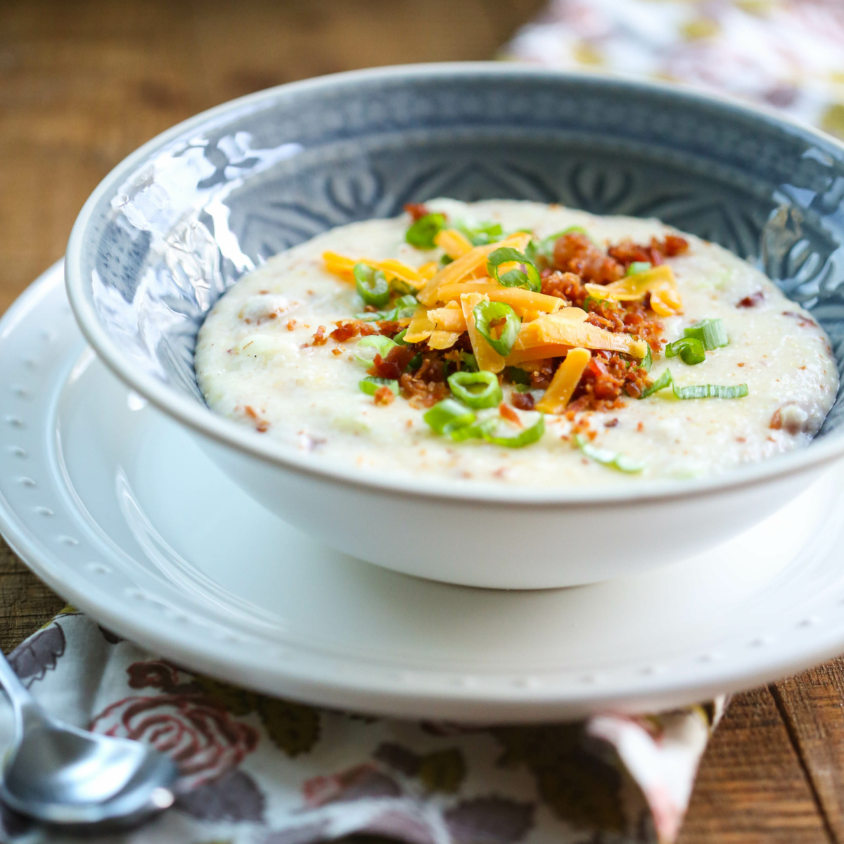 Creamy Loaded Cheese Grits