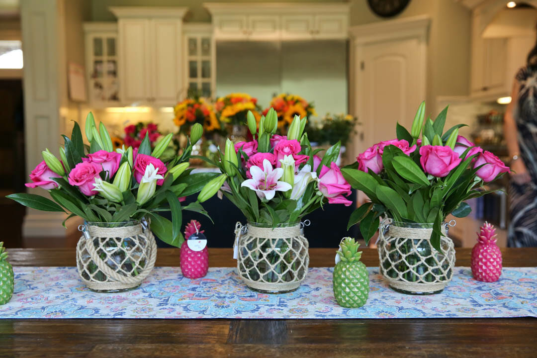 Trendy Floral Tablescapes