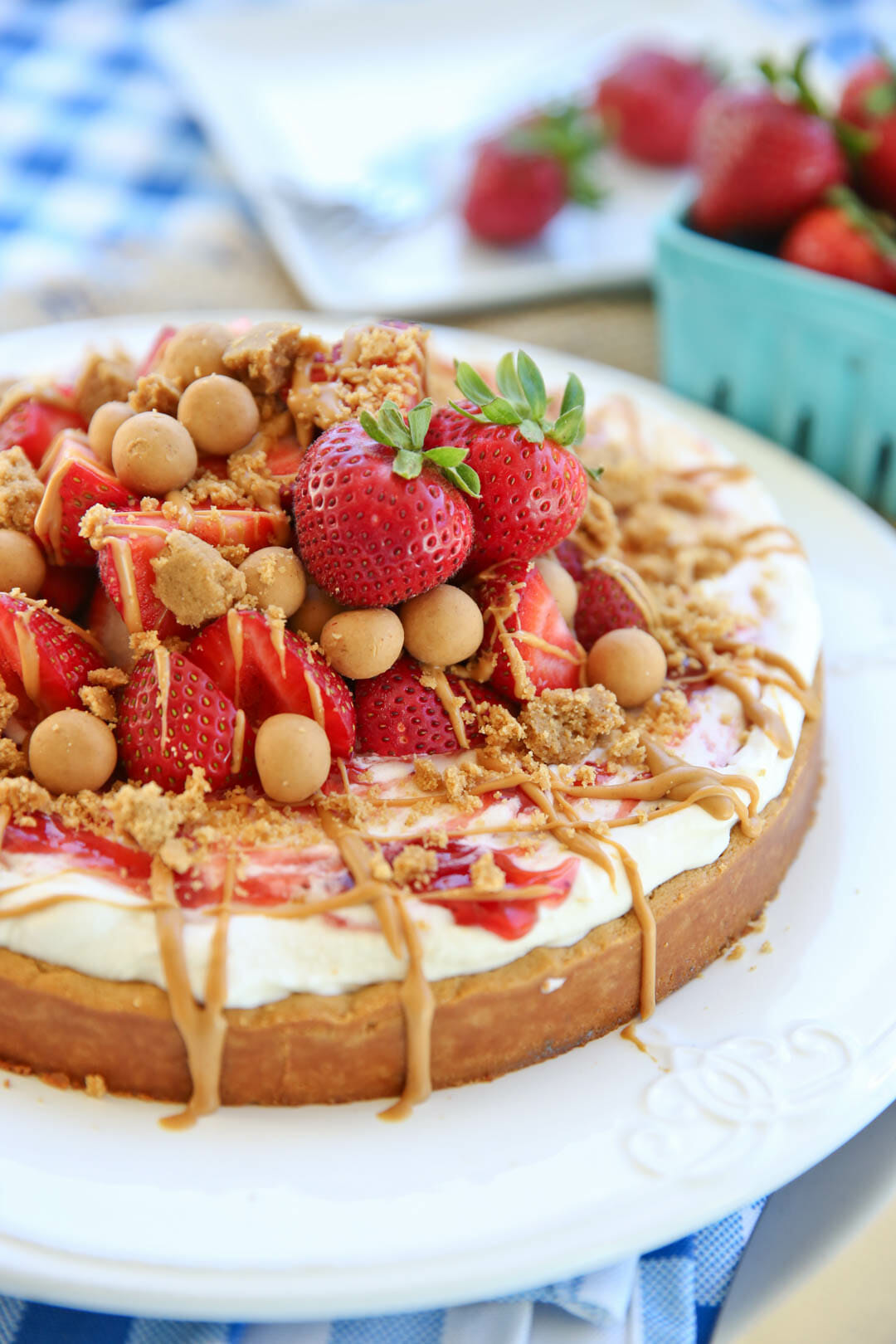 Peanut Butter Strawberry Cookie Pizza