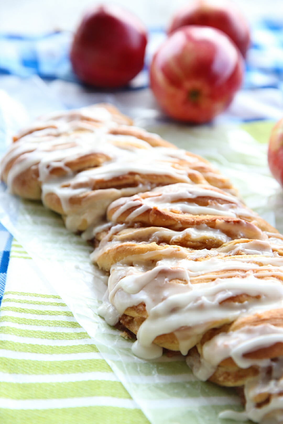 Apple Cinnamon Bread