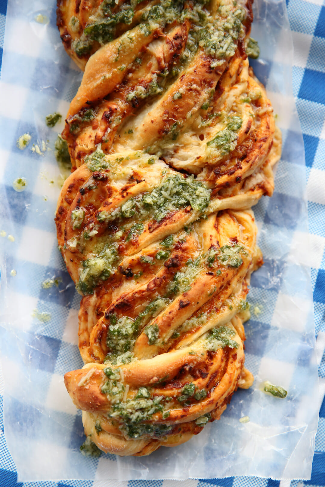 braided pizza bread