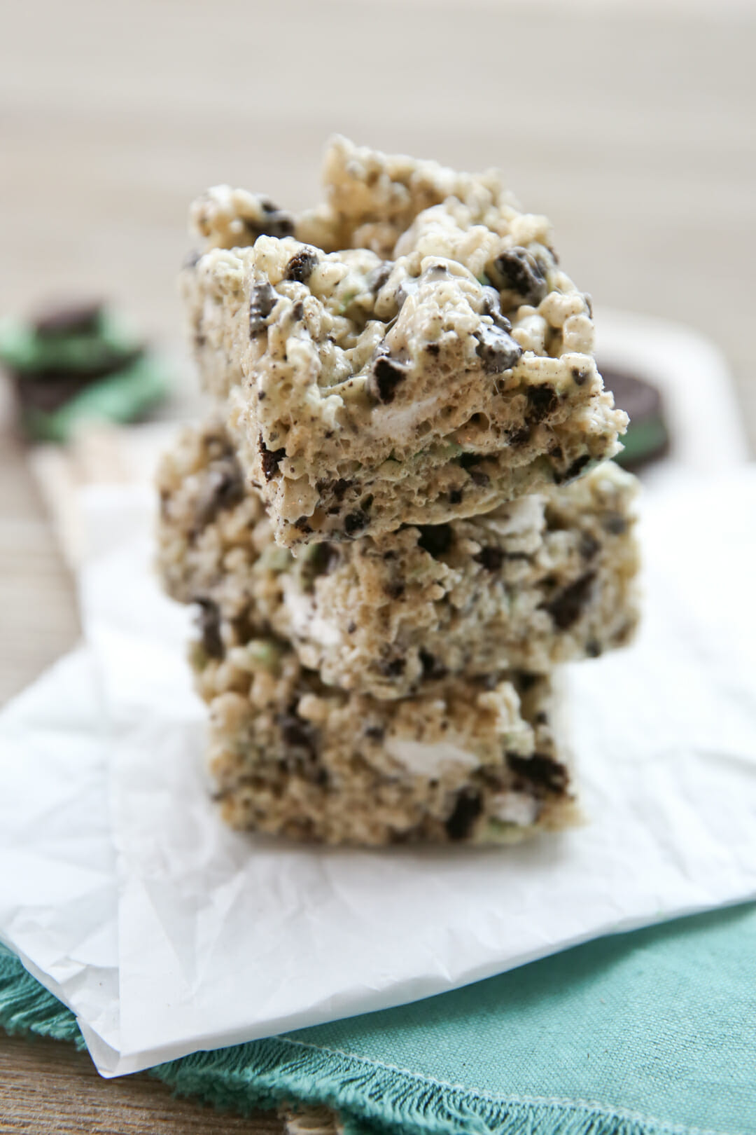 Mint Oreo Krispie Treats