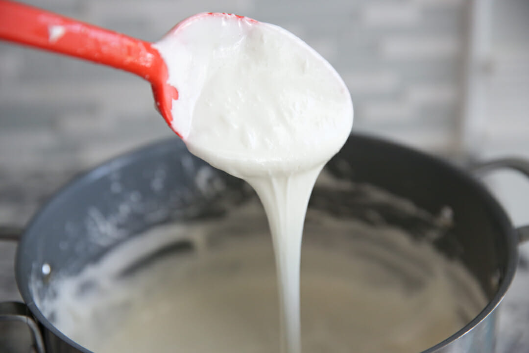 pouring marshmallow