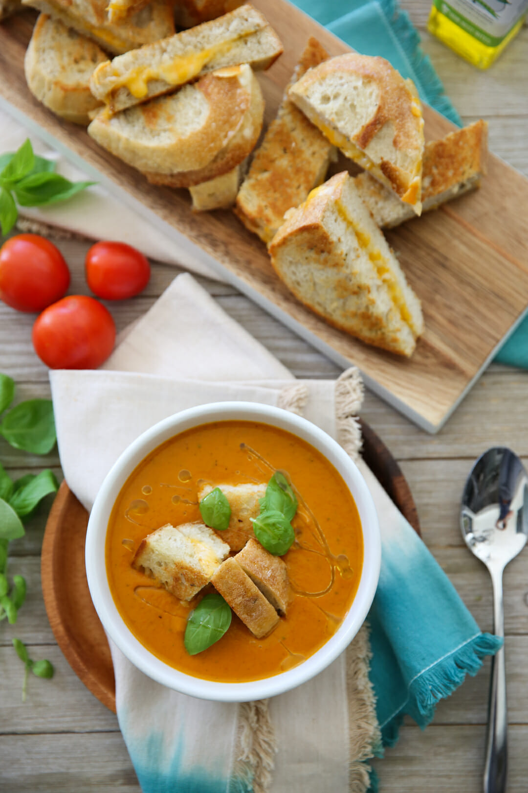 Pressure Cooker Tomato Soup Recipe Overhead Shot