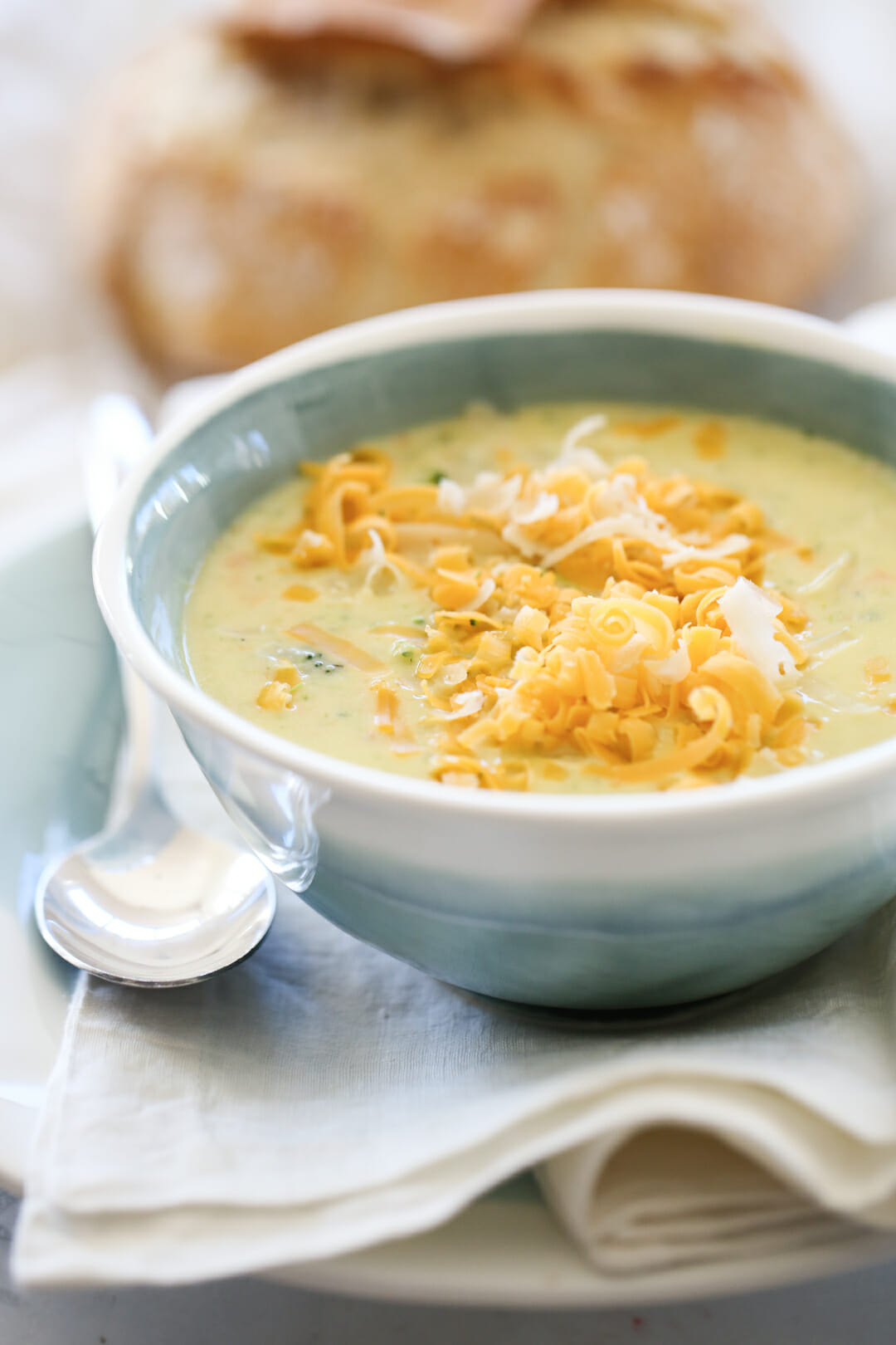 The best broccoli cheese soup recipe