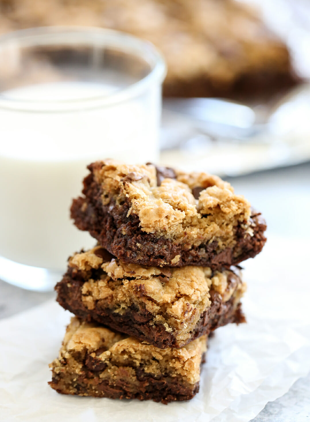 Skillet Brownie Chocolate Chip Cookie (Brookie Recipe) - Kirbie's Craving