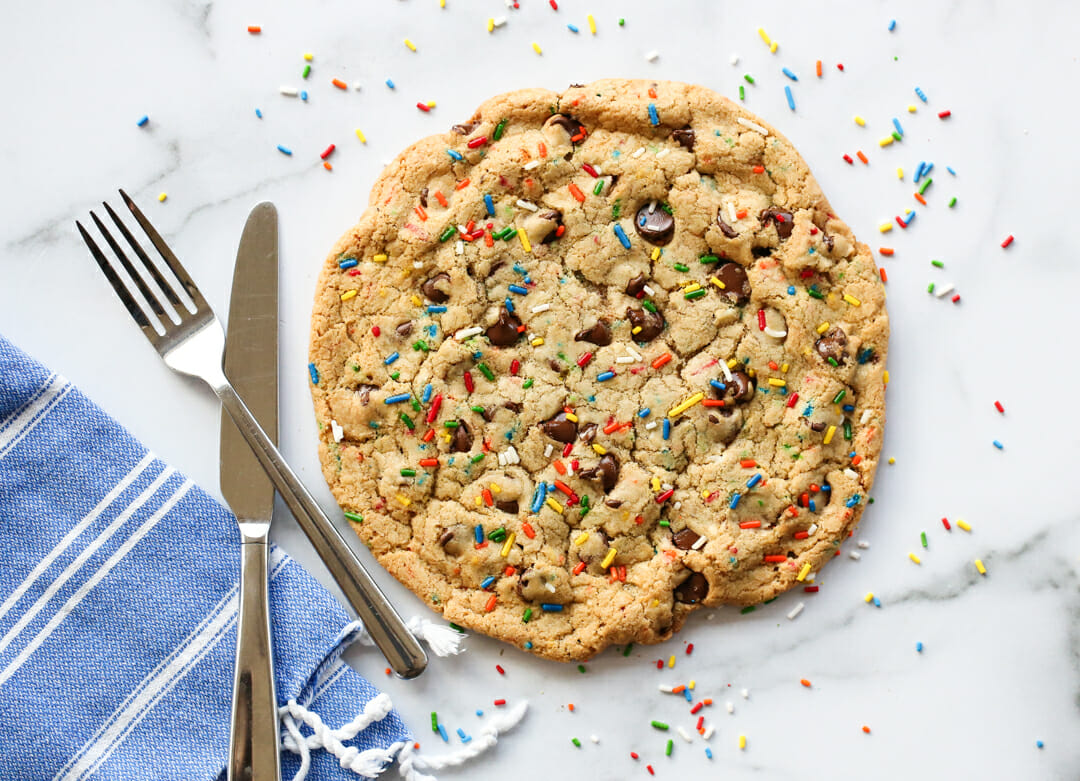 giant chocolate chip cookie