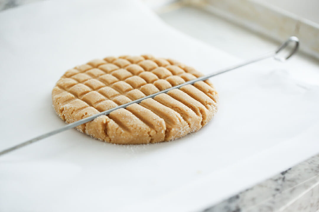 scoring a Peanut Butter Cookie 