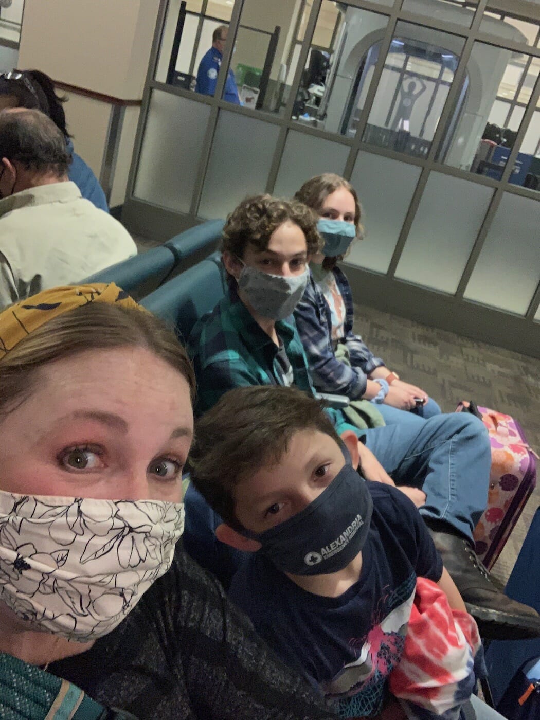 family flying out of Alexandria, LA