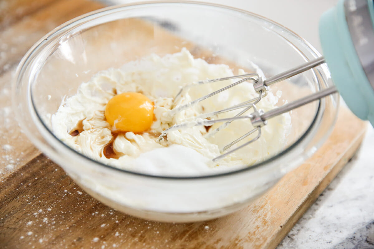 bowl of custard filling