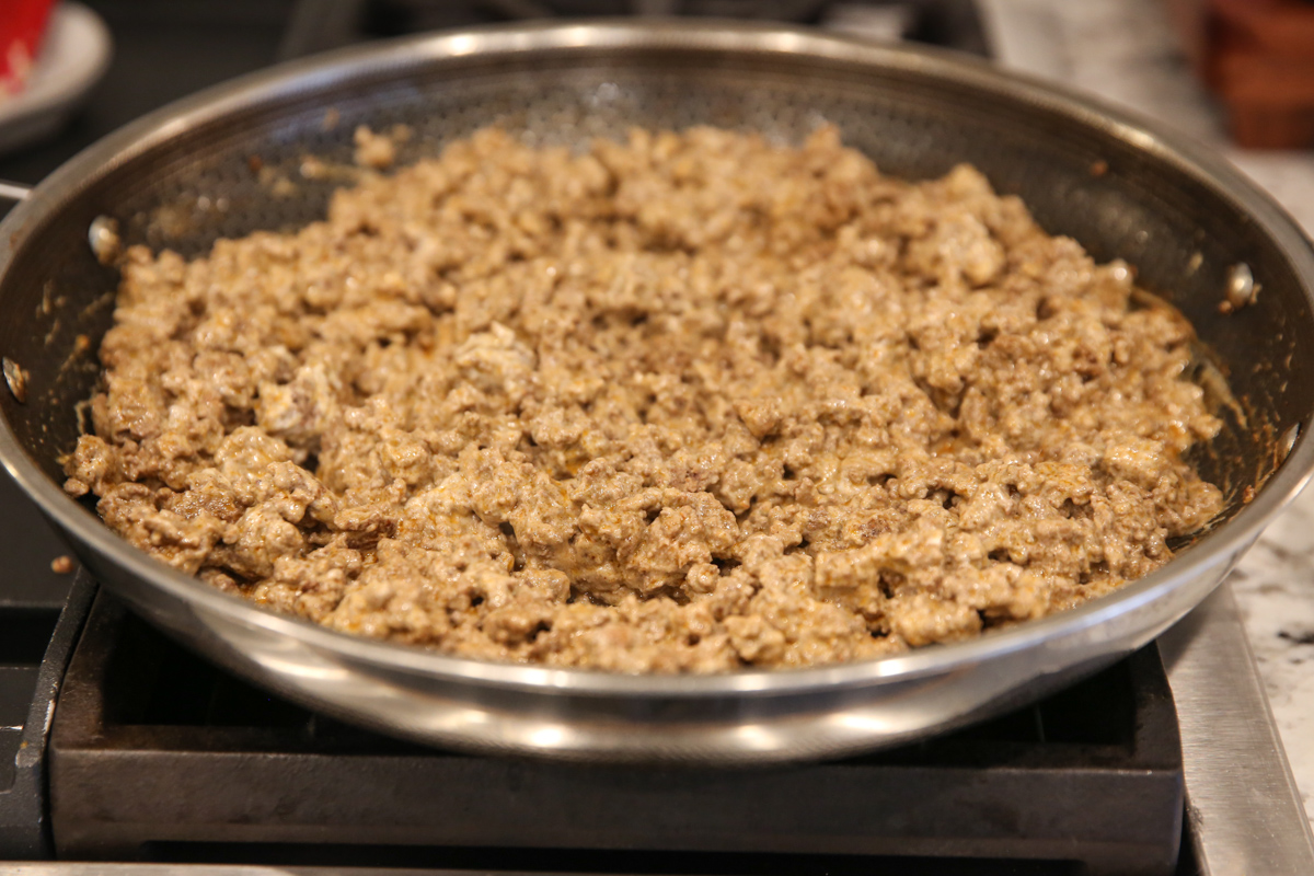 ground beef cooked with creamy taco sauce on top